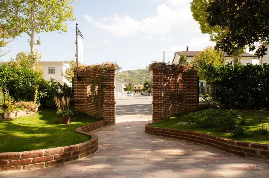 Rose E Merletti Guest House Sasso Feltrio Exterior photo