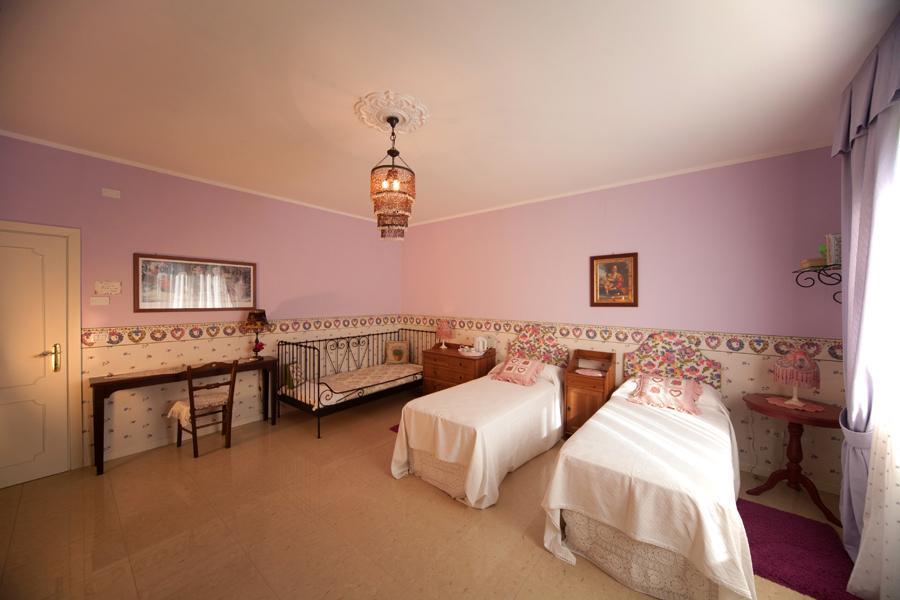Rose E Merletti Guest House Sasso Feltrio Room photo